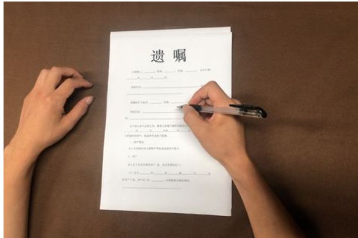 儿子去世了孙子有继承权吗【继承的注意事项】